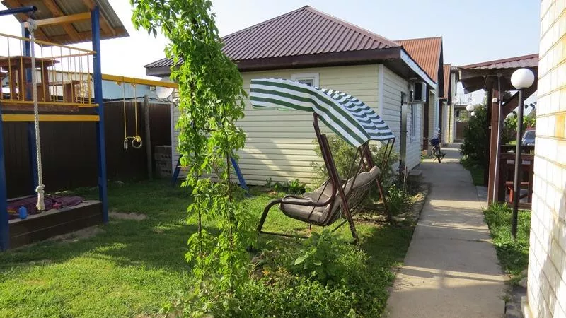 . Гостевой дом "У Валентины". Благовещенская