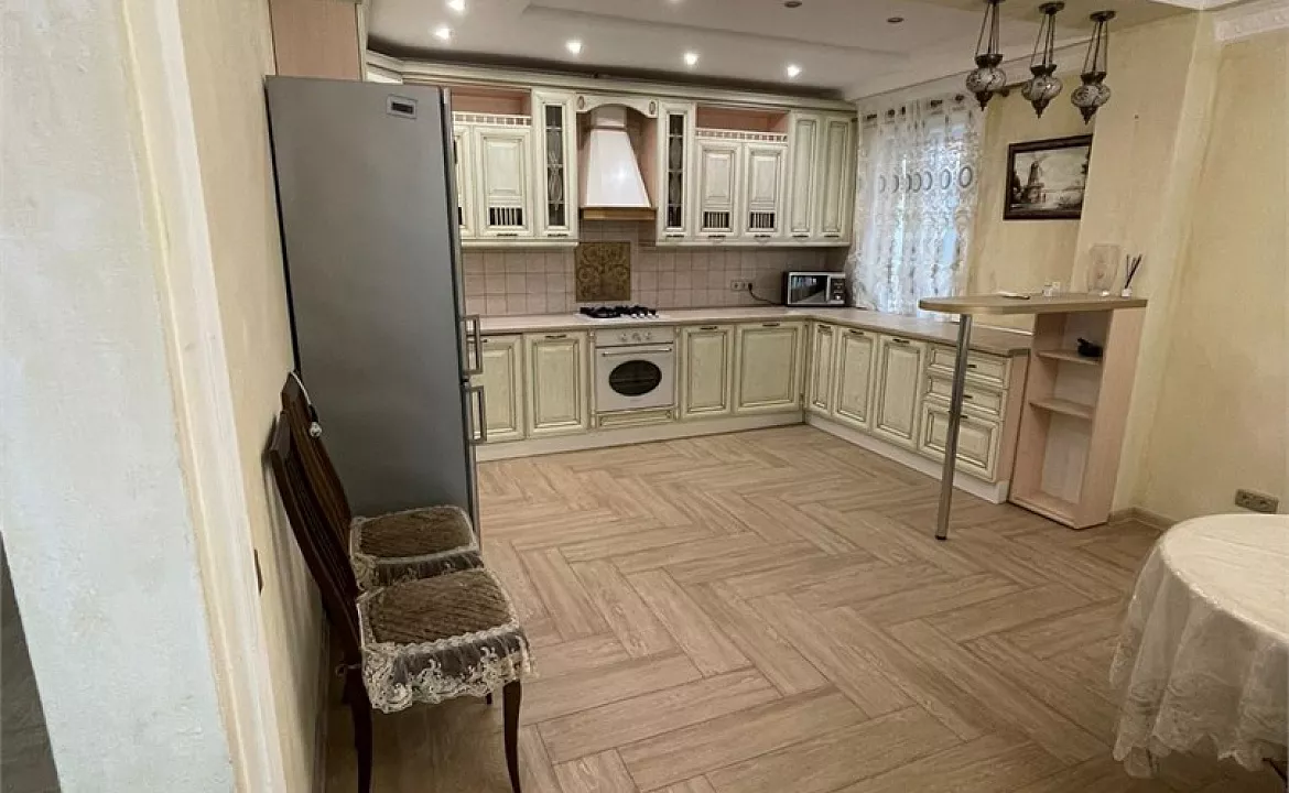 Трехкомнатный Люкс. Апарт-отель "Белый парус". Сочи