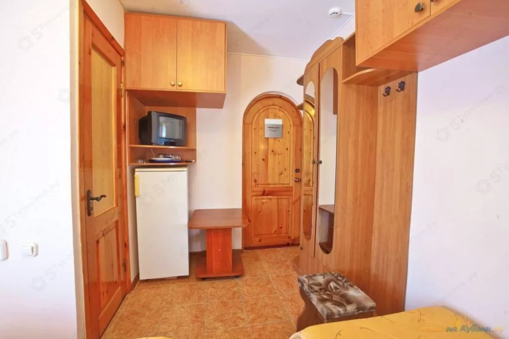 2-х местный номер. Гостевой комплекс "Дворянское гнездо". Витязево 2-х местный номер. Гостевой комплекс "Дворянское гнездо". Витязево