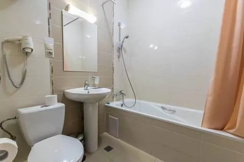 2-х местный номер Стандарт. Отель «Роза Ветров». Архипо-Осиповка