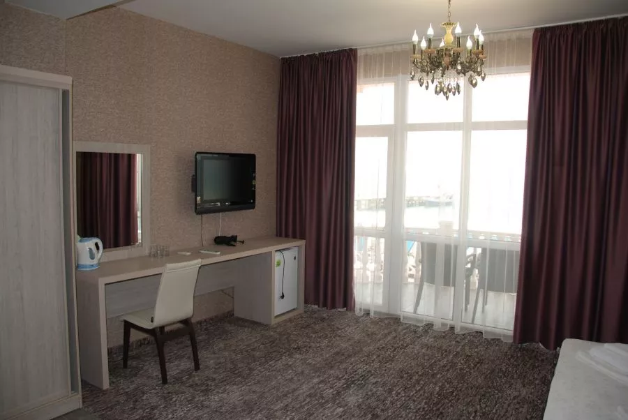 4-Х МЕСТНЫЙ С ВИДОМ НА МОРЕ. Отель КАВКАЗ. Гостиницы и отели Лазаревского 4-Х МЕСТНЫЙ С ВИДОМ НА МОРЕ. Отель КАВКАЗ. Гостиницы и отели Лазаревского