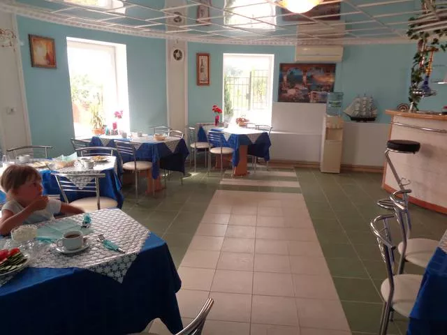 . Гостиница "Верона". Вардане