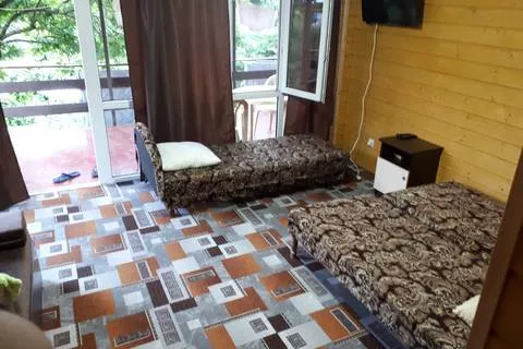 Трехместный. Гостевой дом Ульяна. Солоники