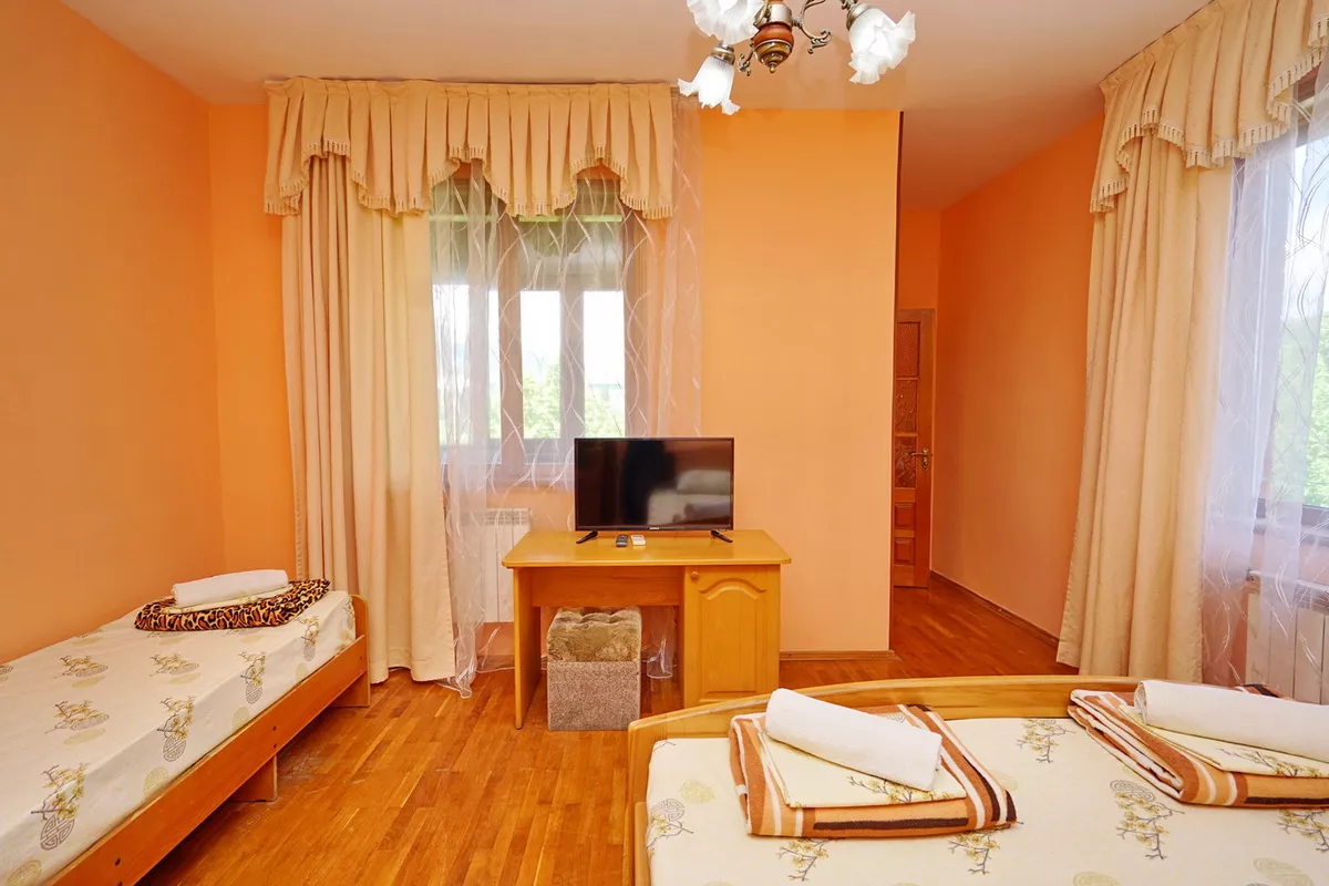 . Гостевой дом Атлантис. Лазаревское