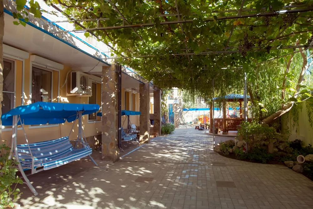 . Вилла "Дана". Керчь