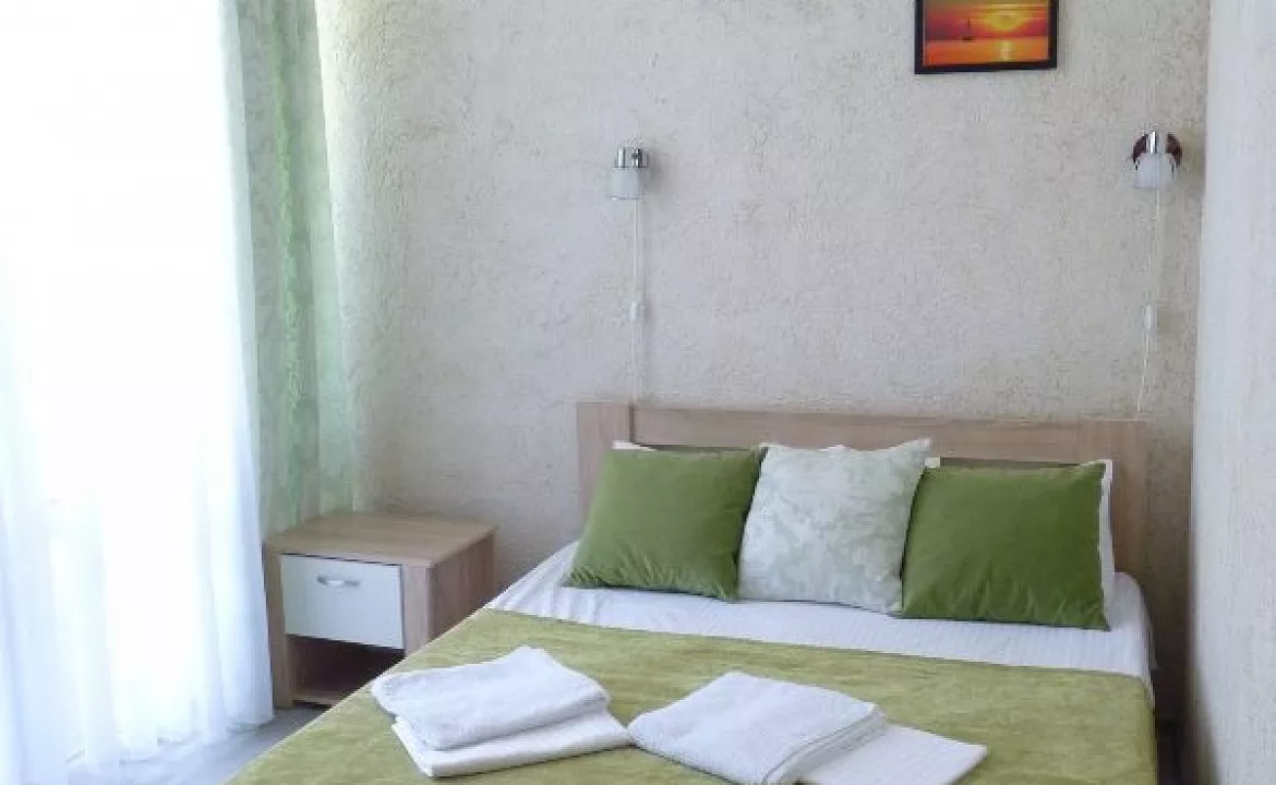 Корпус В 2,3,4-х местные. Отель ОАЗИС. Пляхо