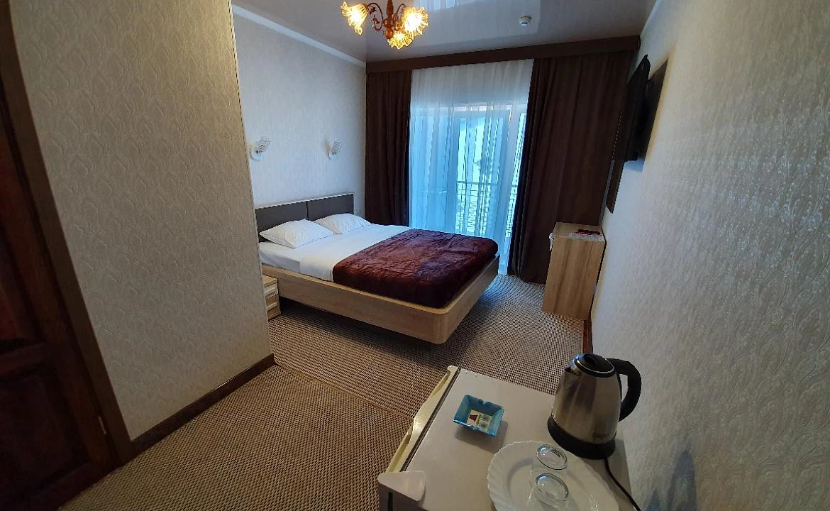 2-х местный стандарт. Гостиница  № 56 Семейный **. Симферополь