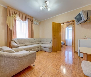 1-й корпус, 2-х комнатный «Cтандарт». Гостиница «Маргарита-1». 1-й корпус, 2-х комнатный «Cтандарт». Гостиница «Маргарита-1».