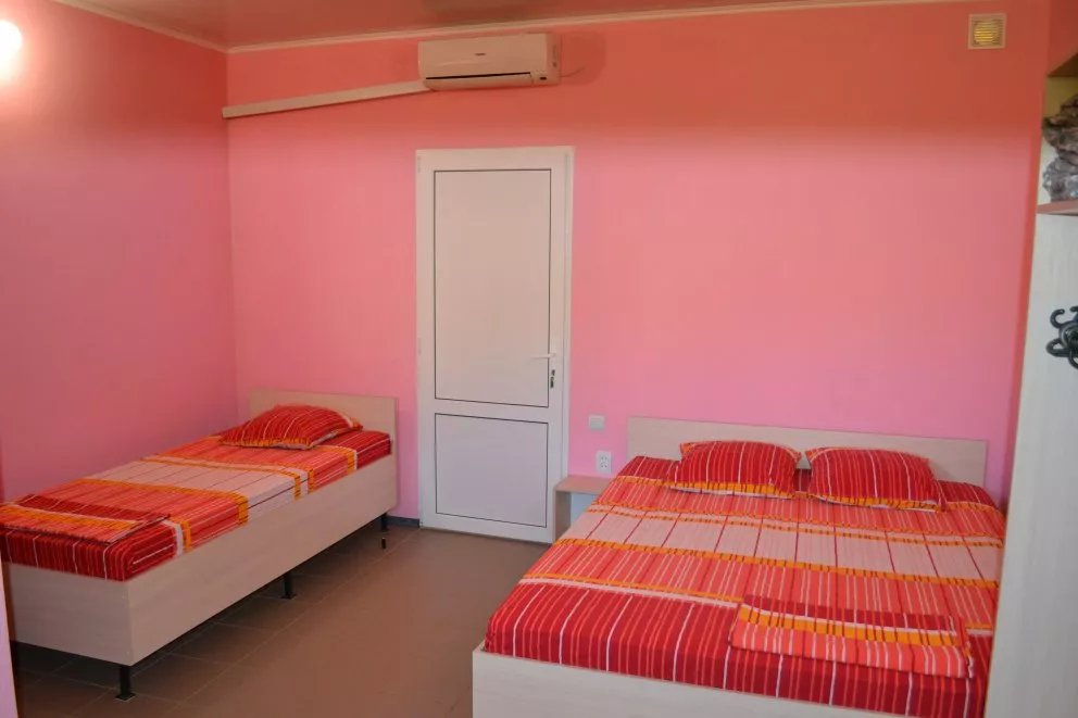 2-3-х местный Люкс с кухней. Гостевой дом Все номера - в виде квартир. Солнечногорское