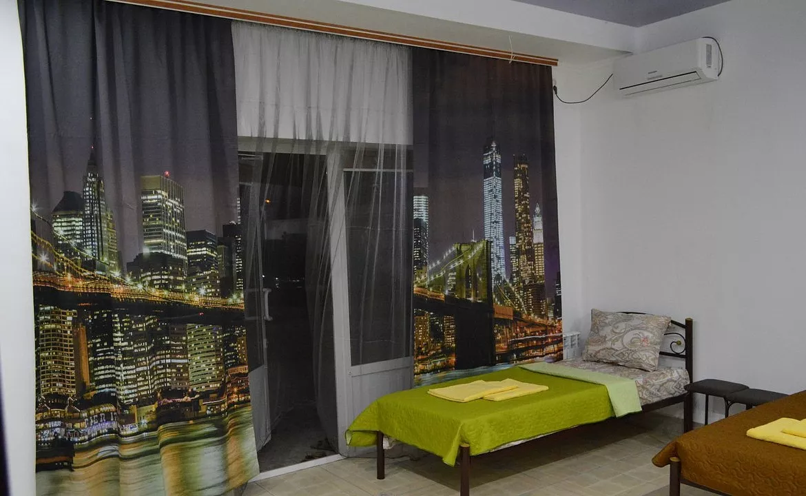 4-местные номера. Отель "Villa-Bora". Керчь