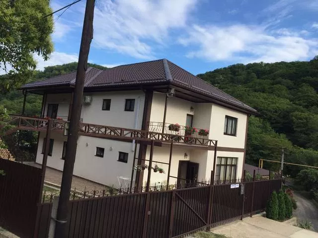 . Гостевой дом У Валентины. Солоники