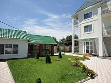 Гостевой дом "Зеленый дворик" - Голубая бухта