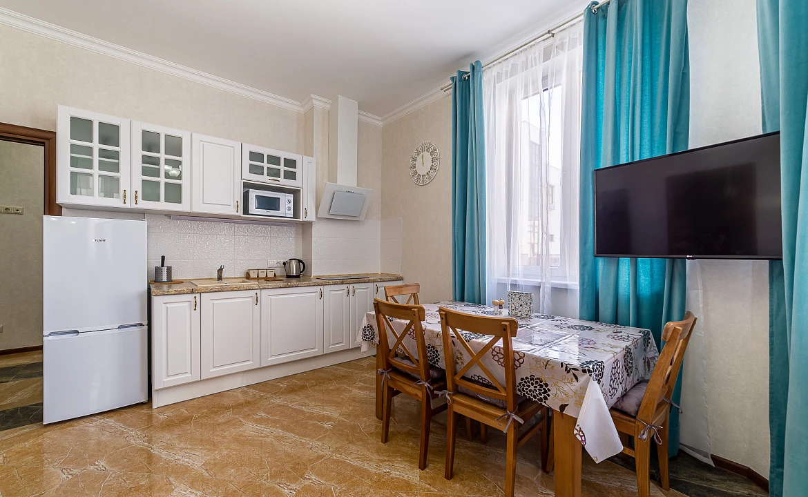 3 комнатная квартира в центре Сочи рядом с крупнейшим пляжным комплексом Ривьера. Уютные Квартиры в центре Сочи рядом с крупнейшим пляжным комплексом Ривьера. Сочи