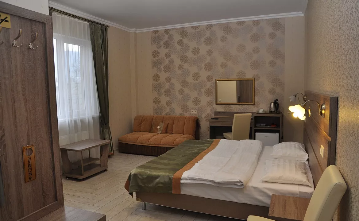 Comfort 1 эт.. Гостевой Дом «ТАВР». Ялта