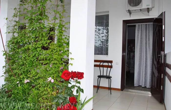 №2.1эт. Эконом с видом на море. Гостевой дом "Мечта". Алушта