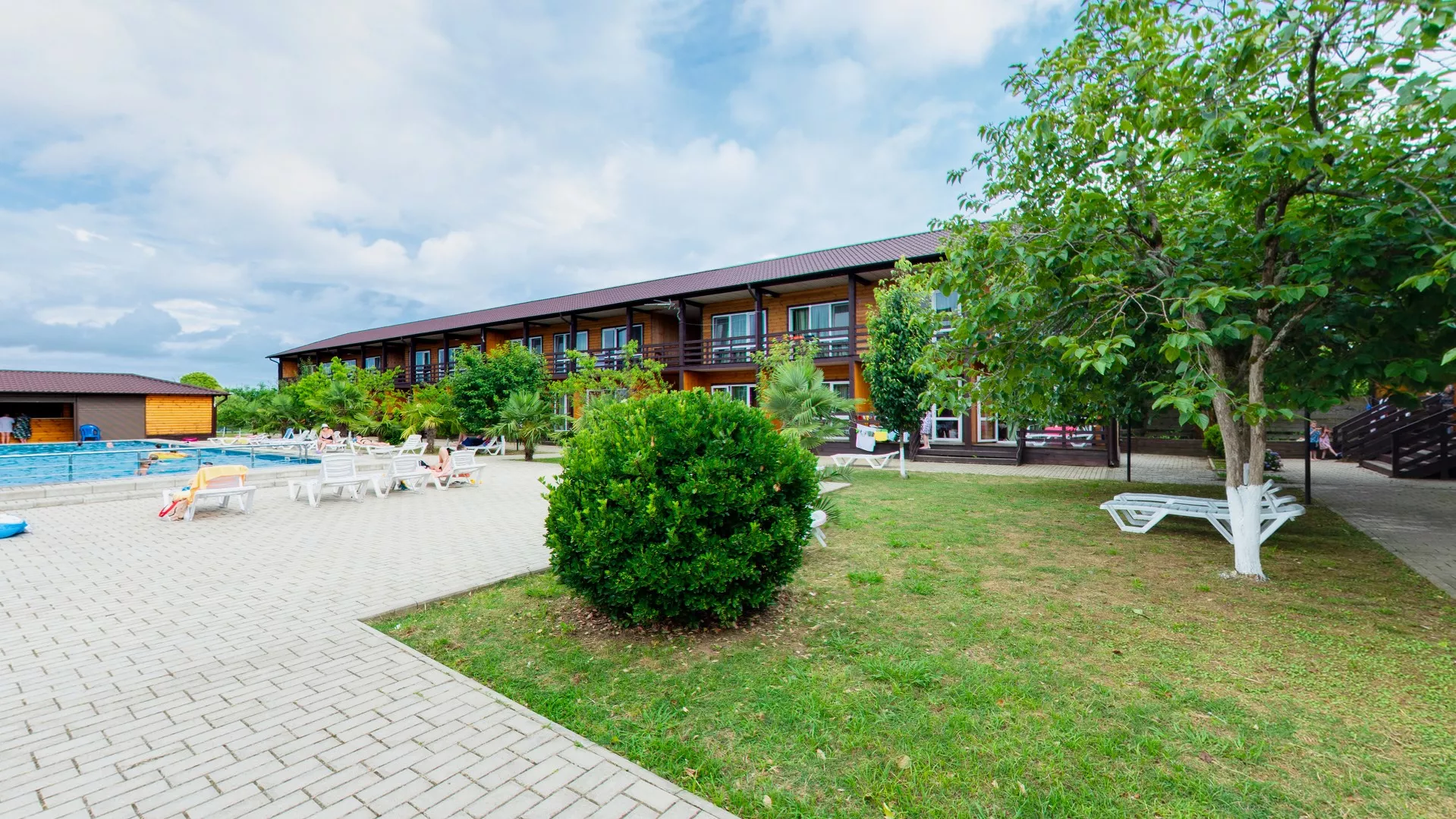 . Отель "Эко-Папа". Гудаута