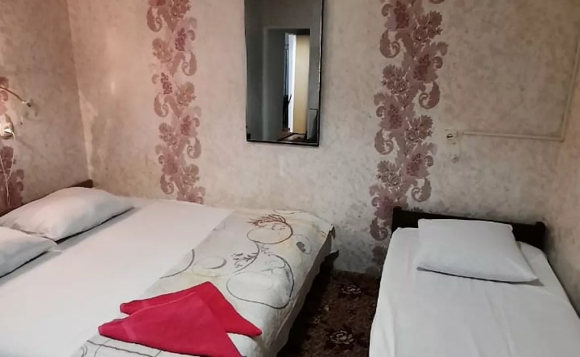 Трехместный с лоджией. Частный сектор "Зеленый уголок у Стаса". Лазаревское - частный сектор Трехместный с лоджией. Частный сектор "Зеленый уголок у Стаса". Лазаревское - частный сектор