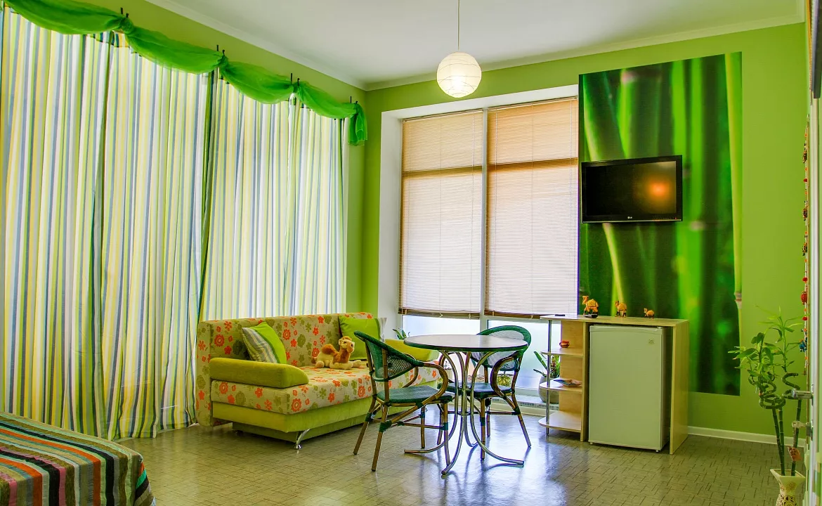 Люкс. Отель "У верблюжьих горбов". Коктебель