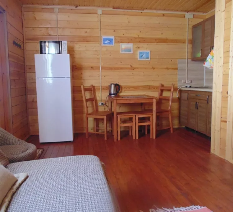 Семейный. Гостевой дом Семейный. Голубицкая