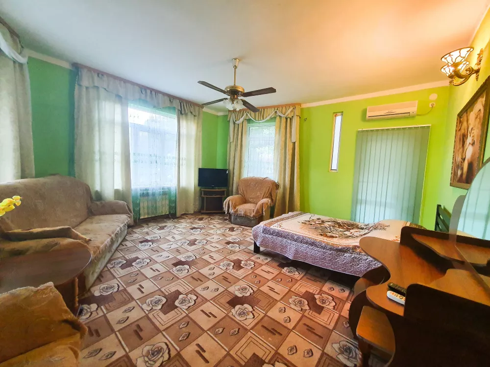 . Частный сектор "У Татьяны". Хоста