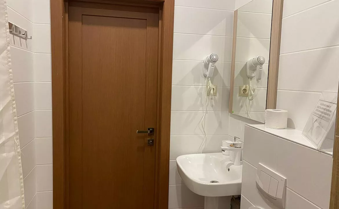 Четырехместный стандарт. Гостевой дом Comfort. Мирный Четырехместный стандарт. Гостевой дом Comfort. Мирный