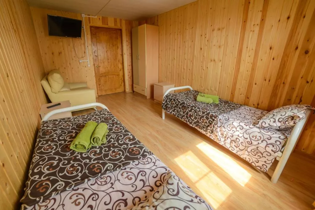  Четырехместный номер. База отдыха "Мадагаскар". Должанская