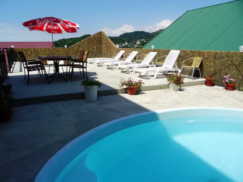 . Гостевой дом "Вилла АлКар". Лоо