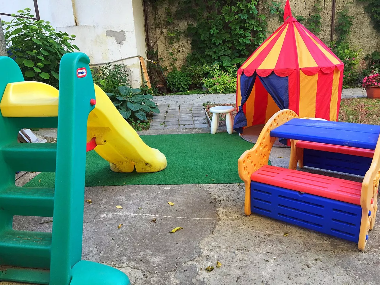 . Отель "Mini-otel Galant". Витязево . Отель "Mini-otel Galant". Витязево