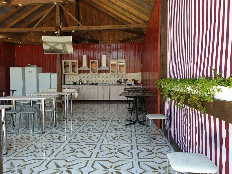 . Частный сектор "Нелли" . Джубга