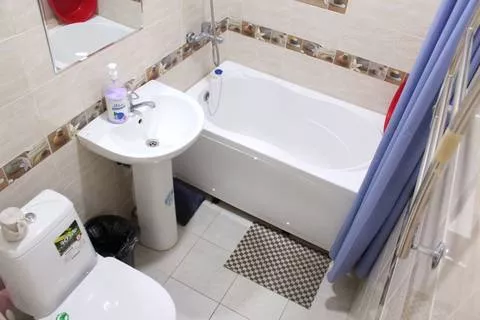 Улучшенный 4-х местный с балконом. Гостевой дом "Аида". Адлер Улучшенный 4-х местный с балконом. Гостевой дом "Аида". Адлер