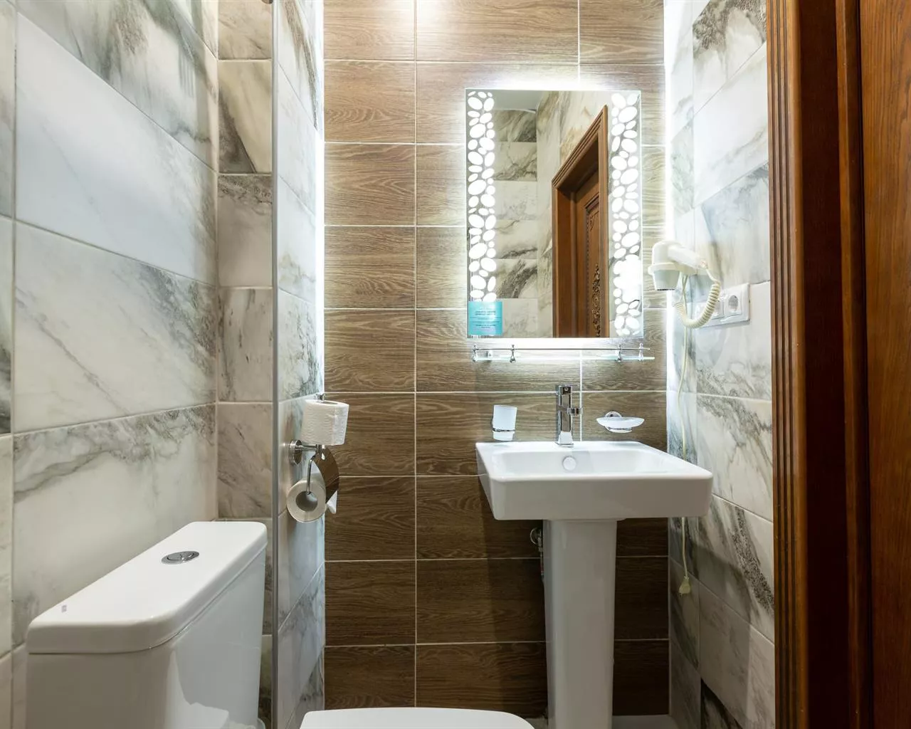 . Отель "Сочи Галерея Парк". Сочи