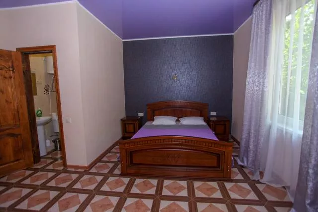 . Гостиница  "Sea Zone" . Пицунда