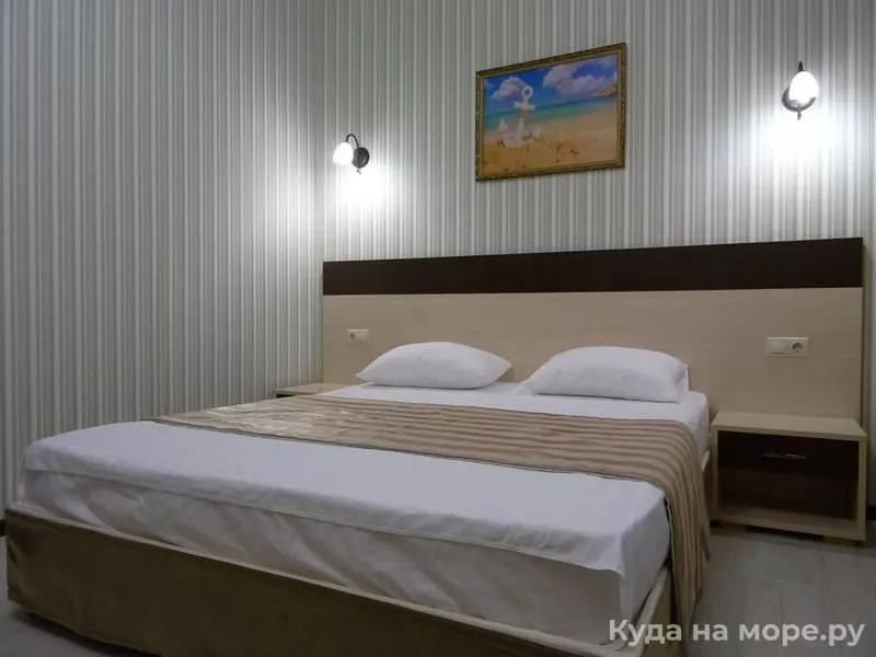 . Гостиница "Феникс". Лазаревское