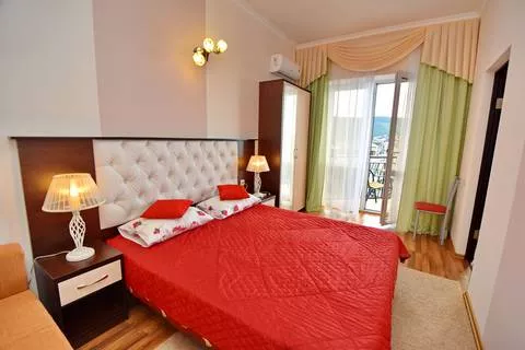 4-х местный 2-х комнатный «Люкс». Гостевой дом «Прага». Кабардинка