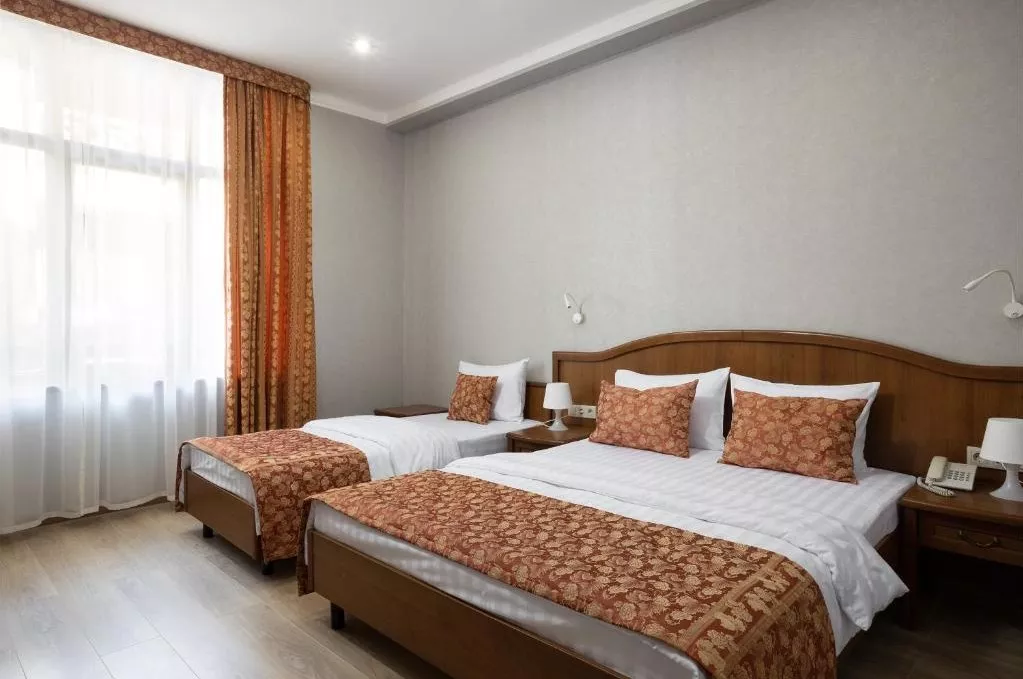 . Отель Тройка. Красная Поляна