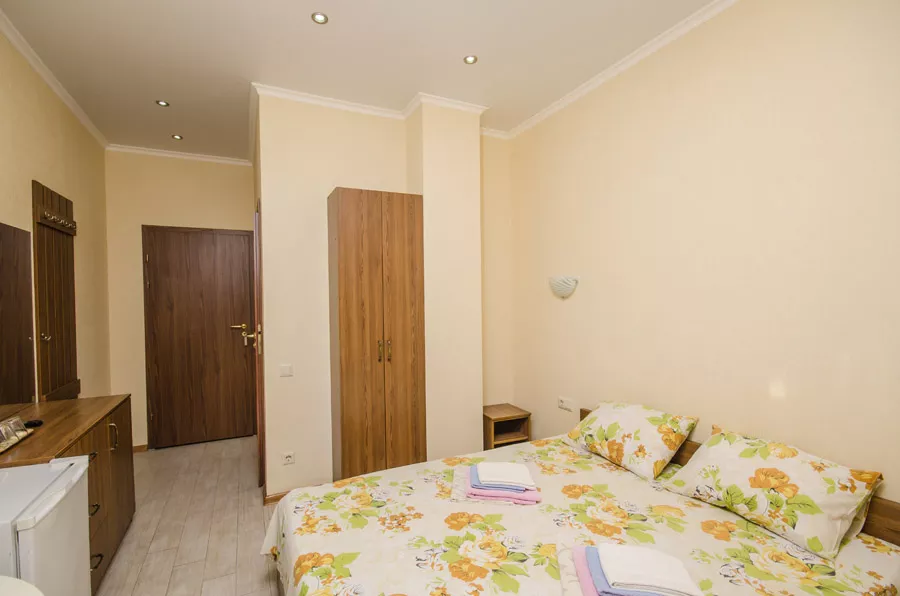 Комната «стандартная». Гостевой дом «Вояж». Алушта