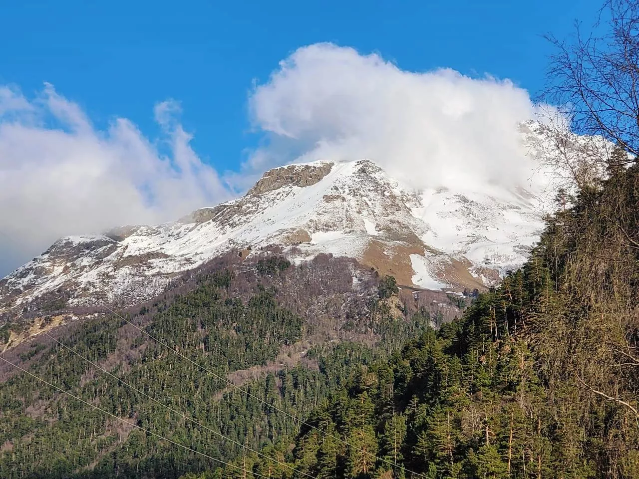 . Гостевой комплекс  Family club. Эльбрус