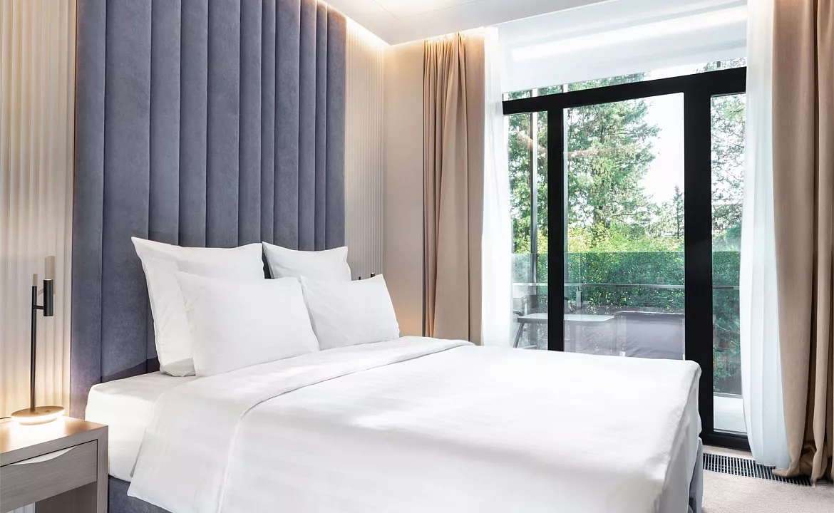 Стандарт с одной кроватью. Курортный отель Моне. Адлер