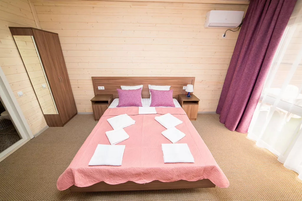 2-х комнатный 5-и местный номер. База отдыха "Чайка". Витязево 2-х комнатный 5-и местный номер. База отдыха "Чайка". Витязево