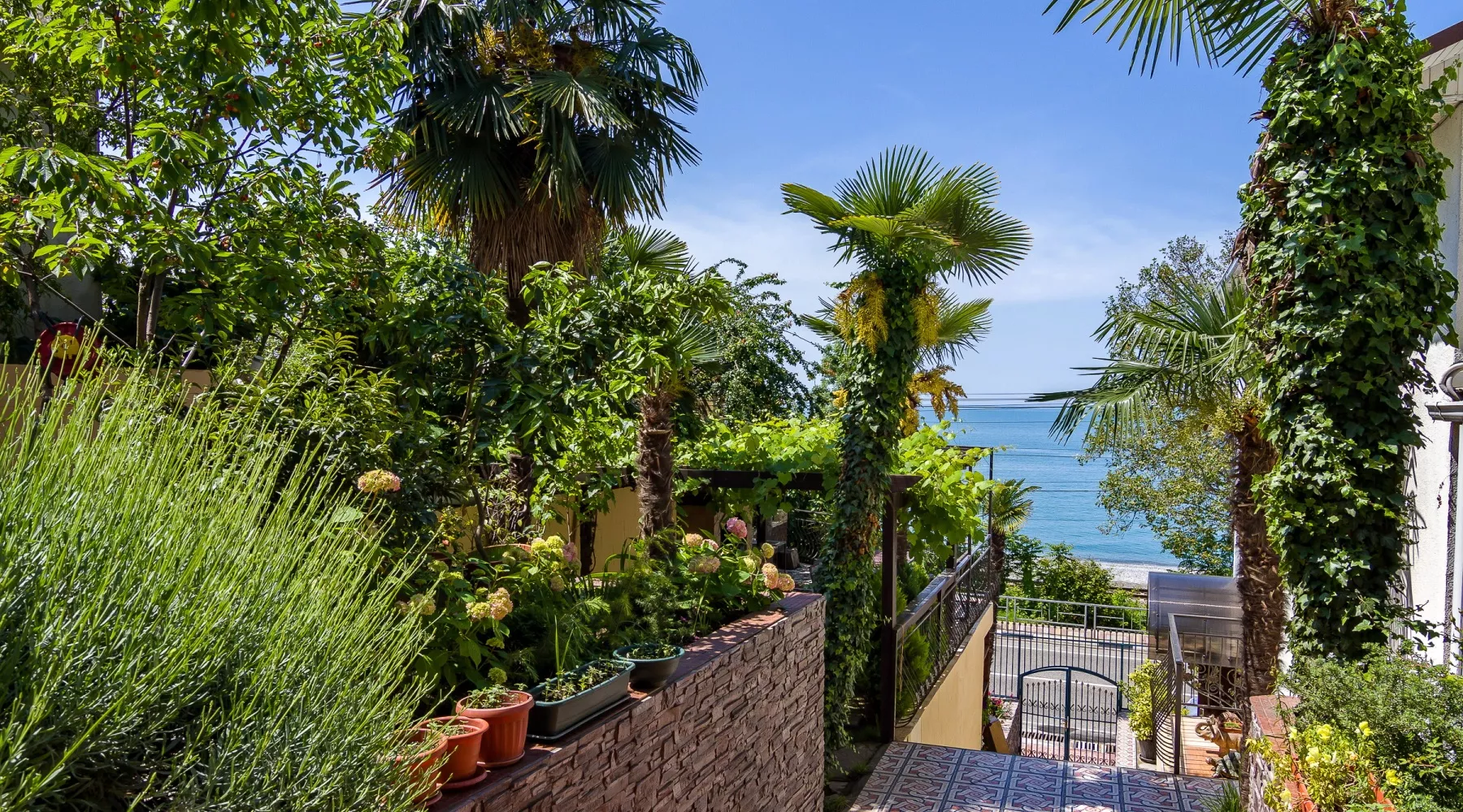 . Гостиничный комплекс "Анжелика-Альбатрос". Лоо