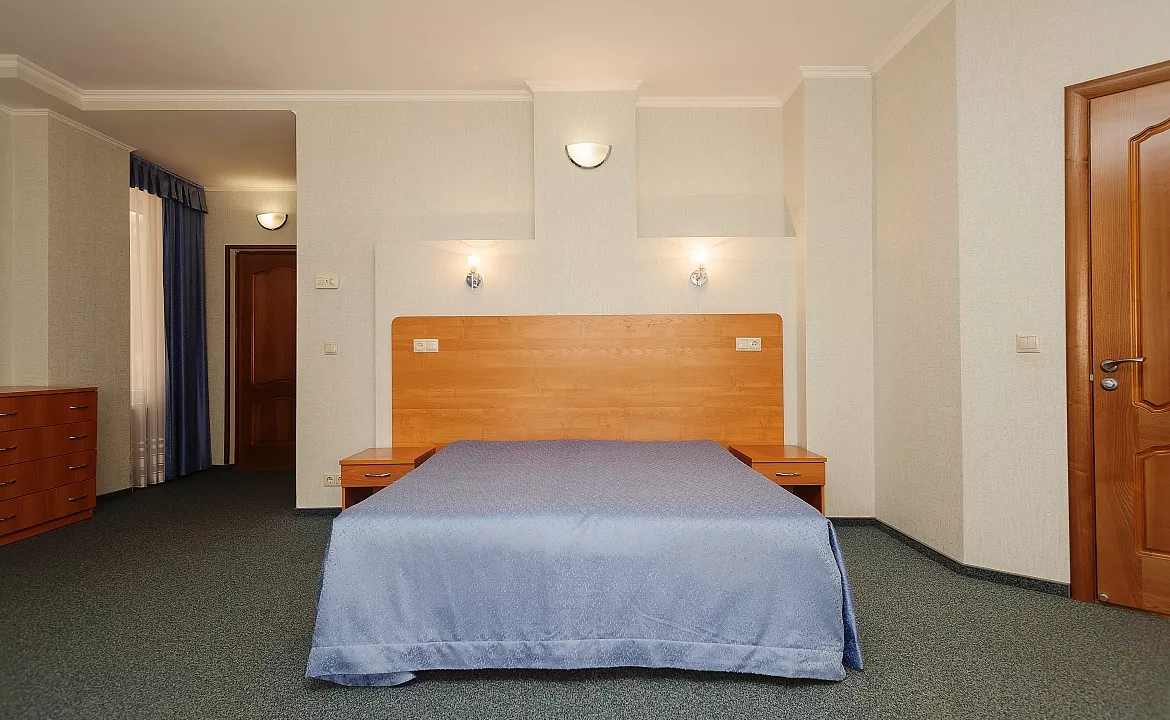 Семейный номер Deluxe . Гостевой дом Дом у Моря ЛАКИ. Геленджик Семейный номер Deluxe . Гостевой дом Дом у Моря ЛАКИ. Геленджик