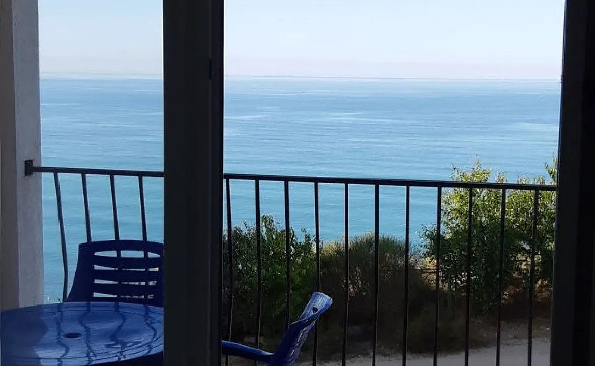 Квартира-студия (кв. N10). Квартира Апартаменты "OLIMP" на Звёздном берегу. Севастополь