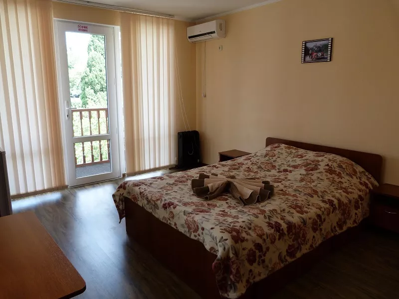 2-местный номер. Мини-отель “Кавказская пленница”. Алушта