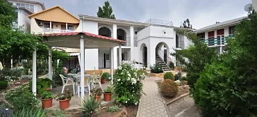 Гостевой дом "Ирина" - Саки Гостевой дом "Ирина" - Саки