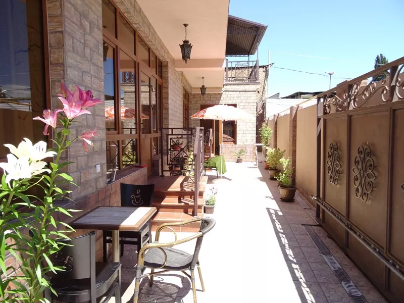 . Гостевой дом "Мзымта" . Адлер