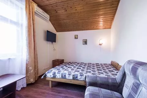 Двухместный номер «Стандарт». Гостевой дом  «У Вадима». Витязево