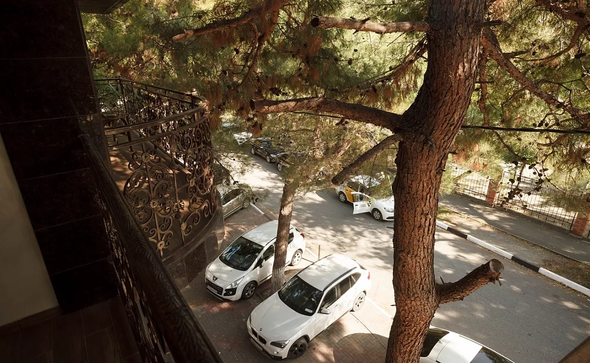 Люкс однокомнатный с балконом. Гостевой дом Ника Премиум. Геленджик