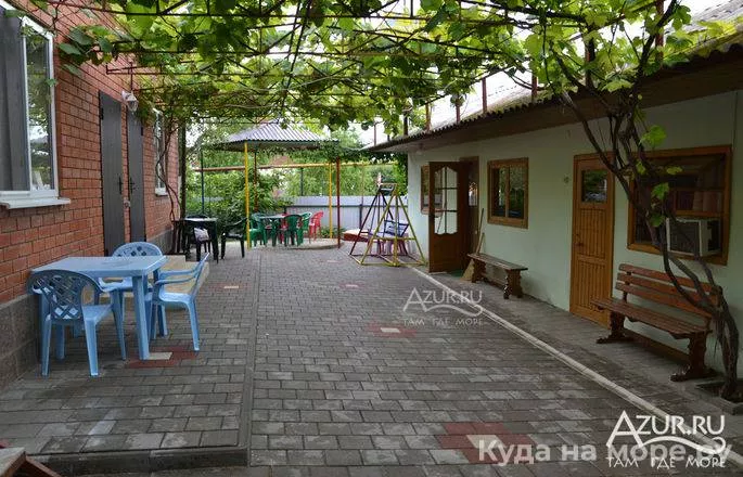 . Гостевой дом На Приморском . Голубицкая