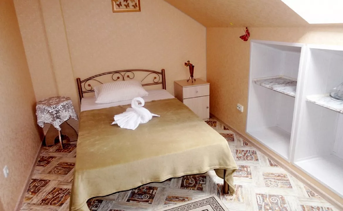 Небольшой одноместный номер. Гостевой дом «Ангара». Алушта