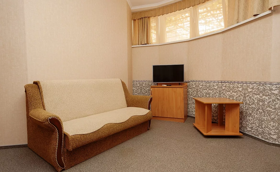 Двухкомнатный Семейный на 1 этаже. Гостевой дом Дом у Моря ЛАКИ. Геленджик Двухкомнатный Семейный на 1 этаже. Гостевой дом Дом у Моря ЛАКИ. Геленджик